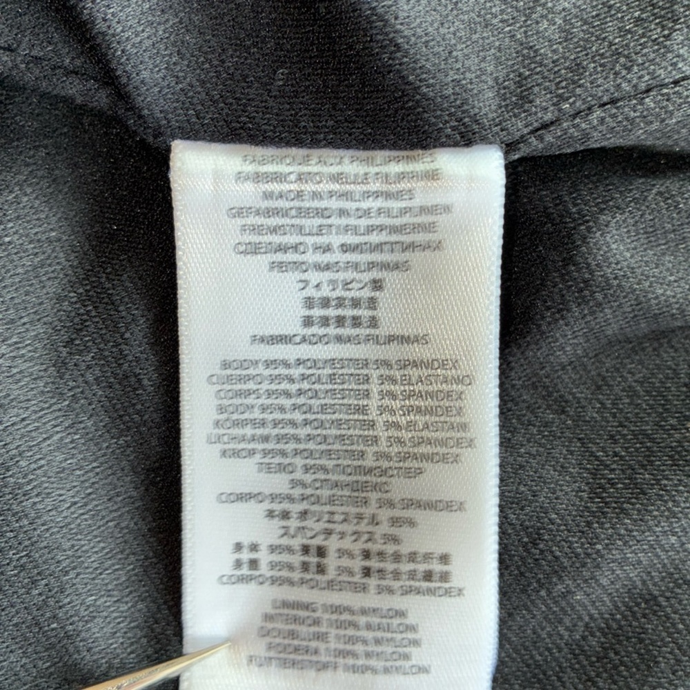 MICHAEL KORS leopard skirt, back slit, lined, exposed gold zipper in back. 16 - Picture 14 of 17